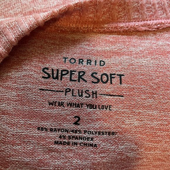Torrid Plus Size Super Soft Plush Relax Long Sleeve Pocket Top Pink 2X NWT - Picture 5 of 6